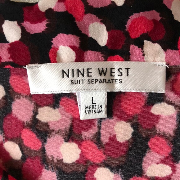 Top - Picture 4 of 5